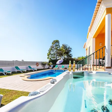 Villa In Olhos De Agua With Private Pool Вилла *
